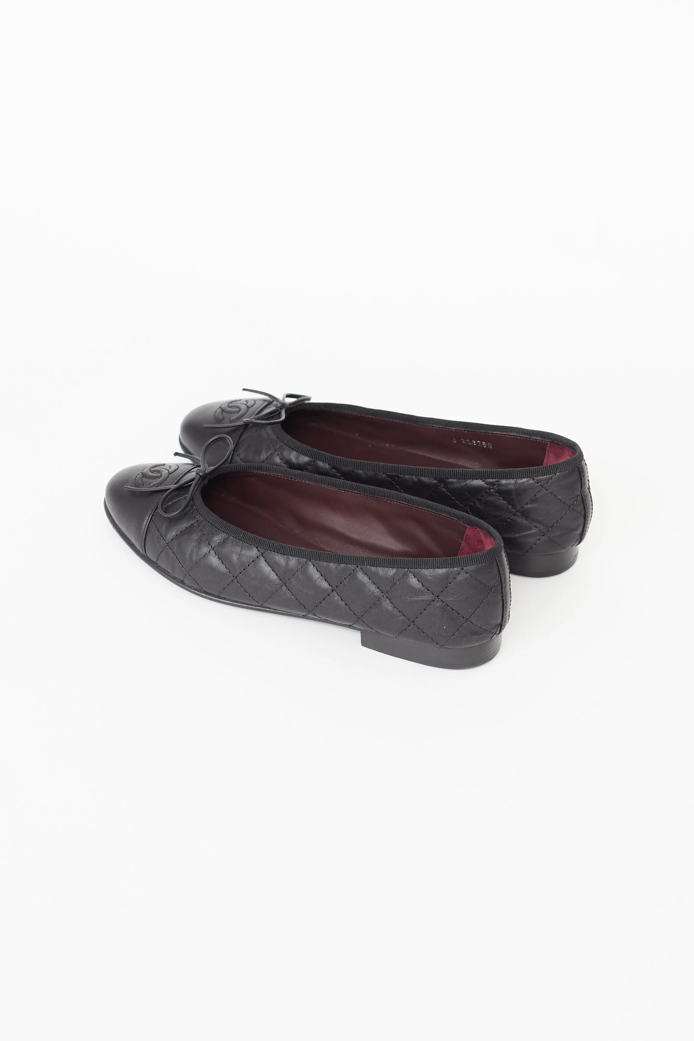 2000 Black Leather Quilted Ballet Flat