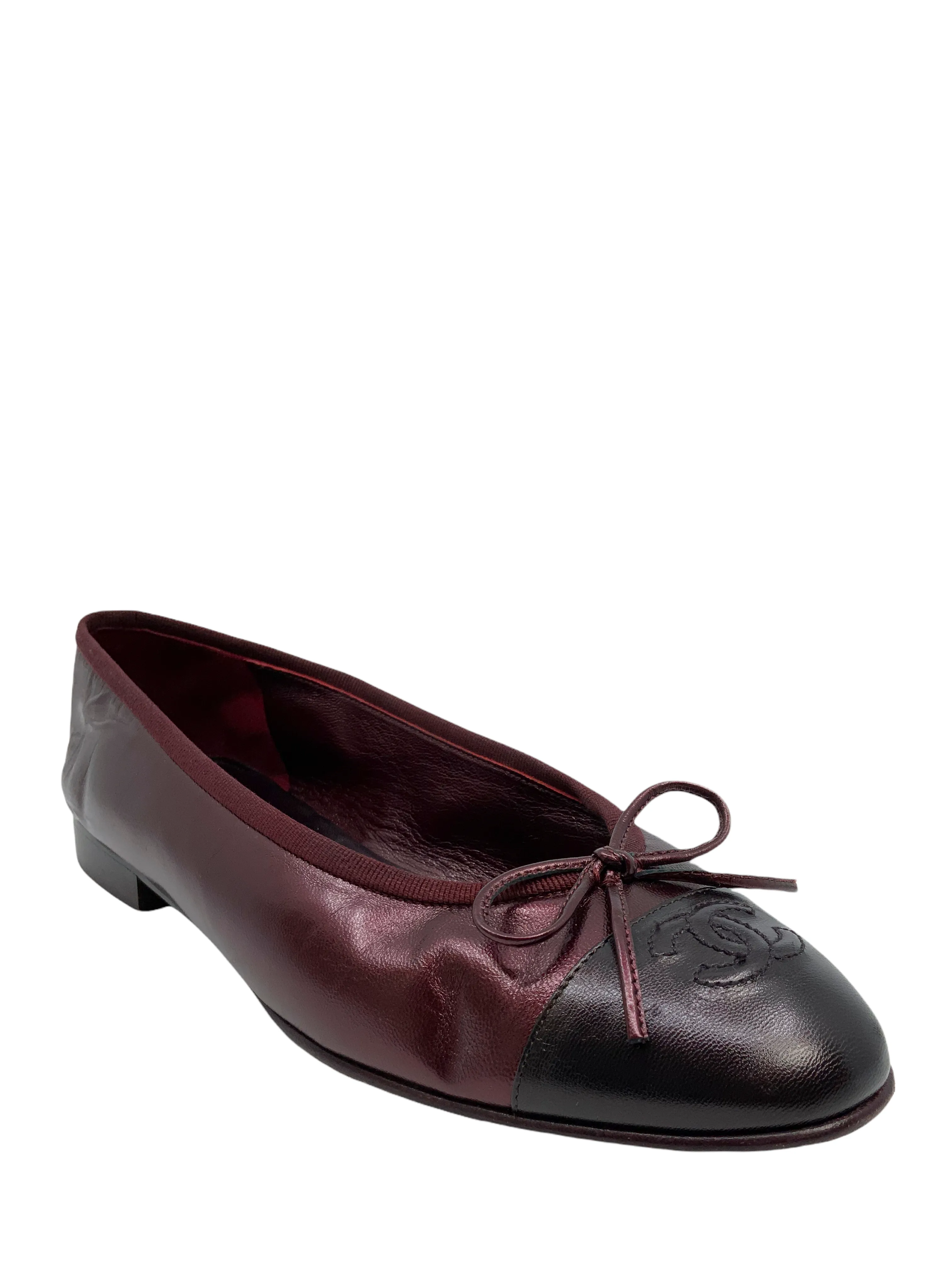 Chanel CC Cap Toe Lambskin Leather Ballet Flats Size 8