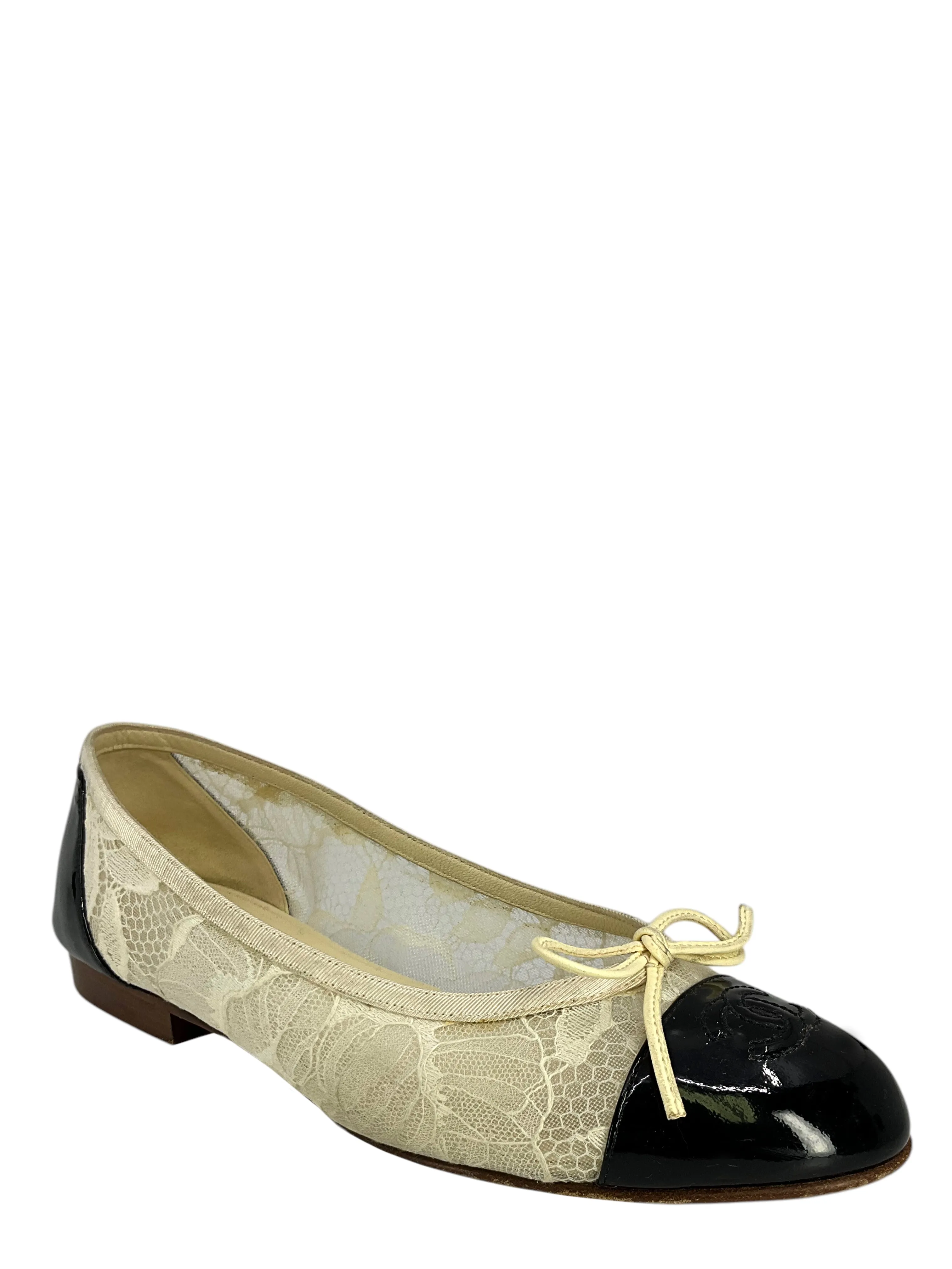 CHANEL Lace CC Cap Toe Ballet Flats Size 7